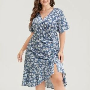 BloomChic Size 26 Blue Floral Ruffle Hem Dress